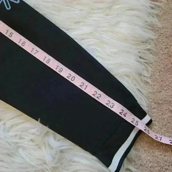 Zara Varsity Patch Black v-neck long sleeve shirt Dress size xs - Picture 6 of 12